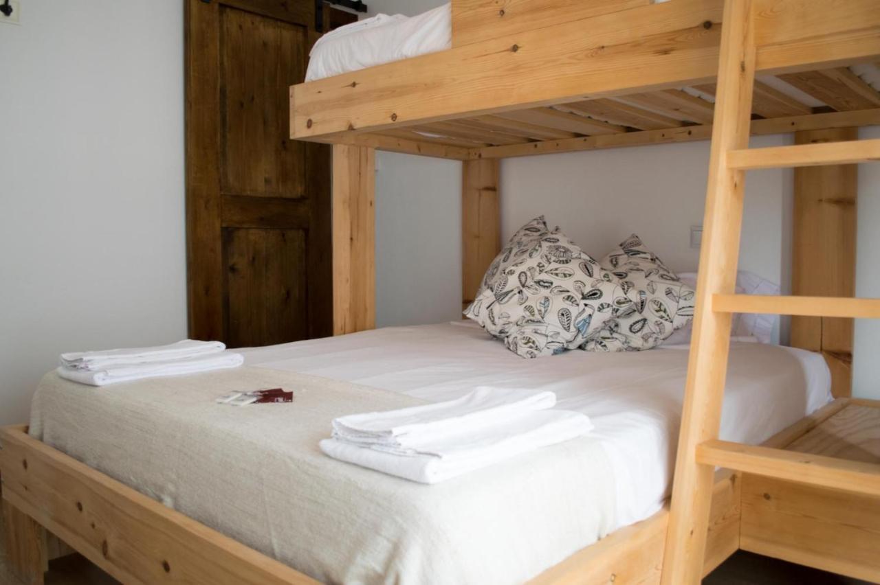 Latas Surf Lodge Loredo Bagian luar foto